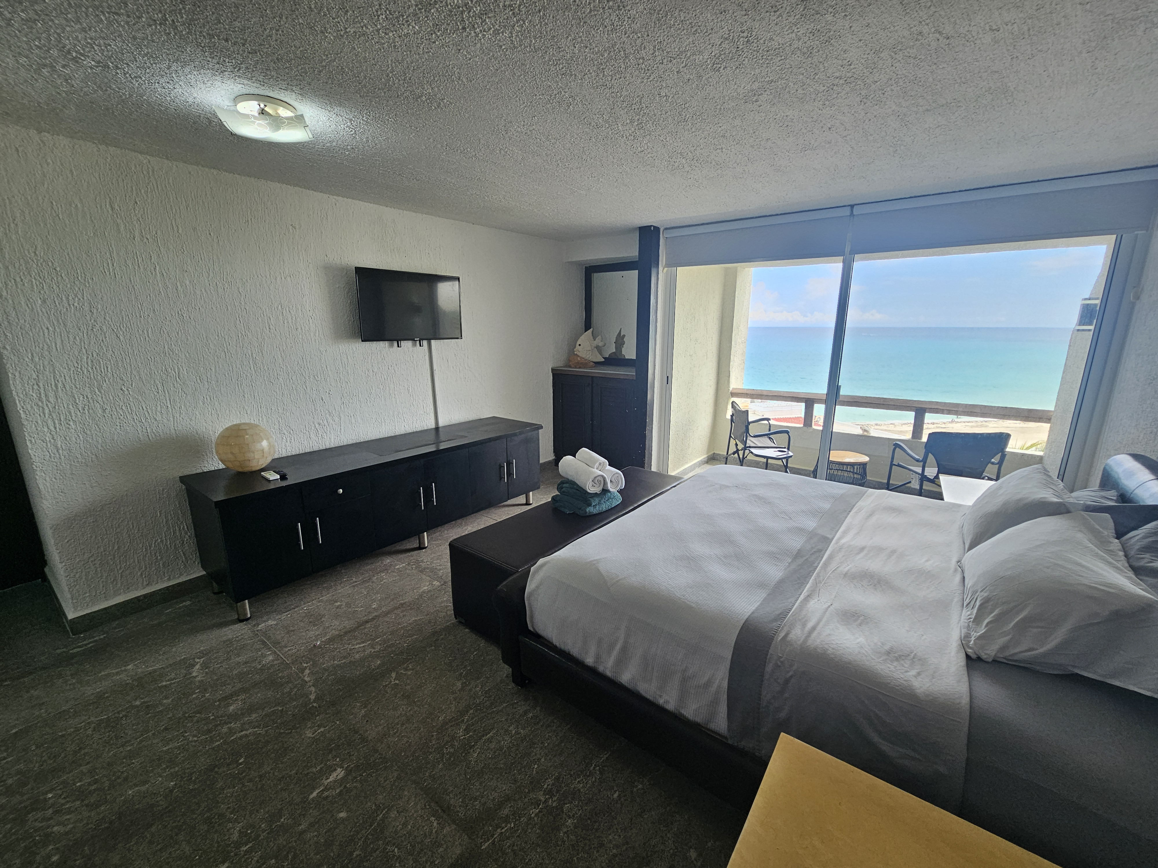 Balcón con vista al mar 3602