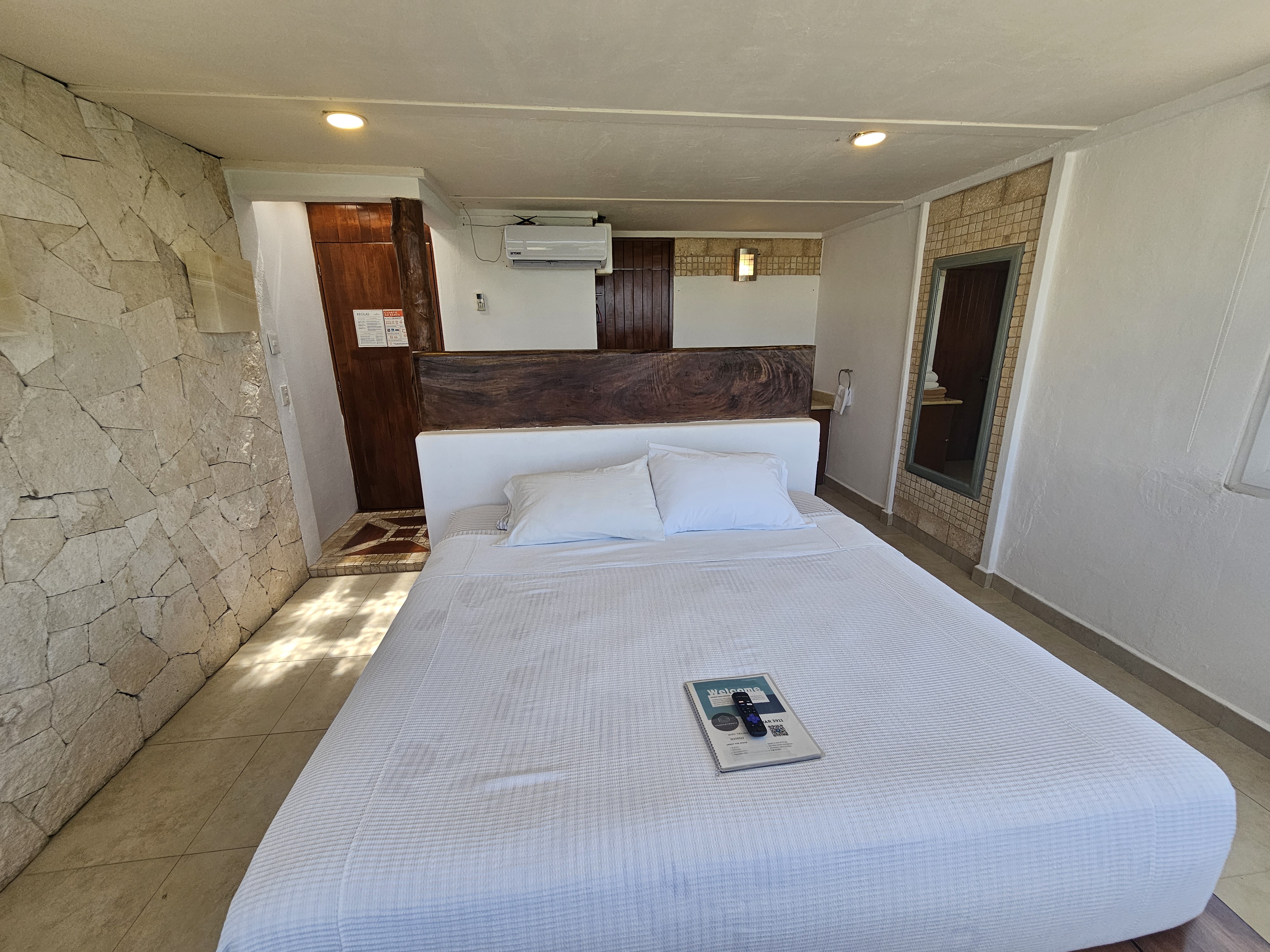 Vista panorámica a la laguna 3911